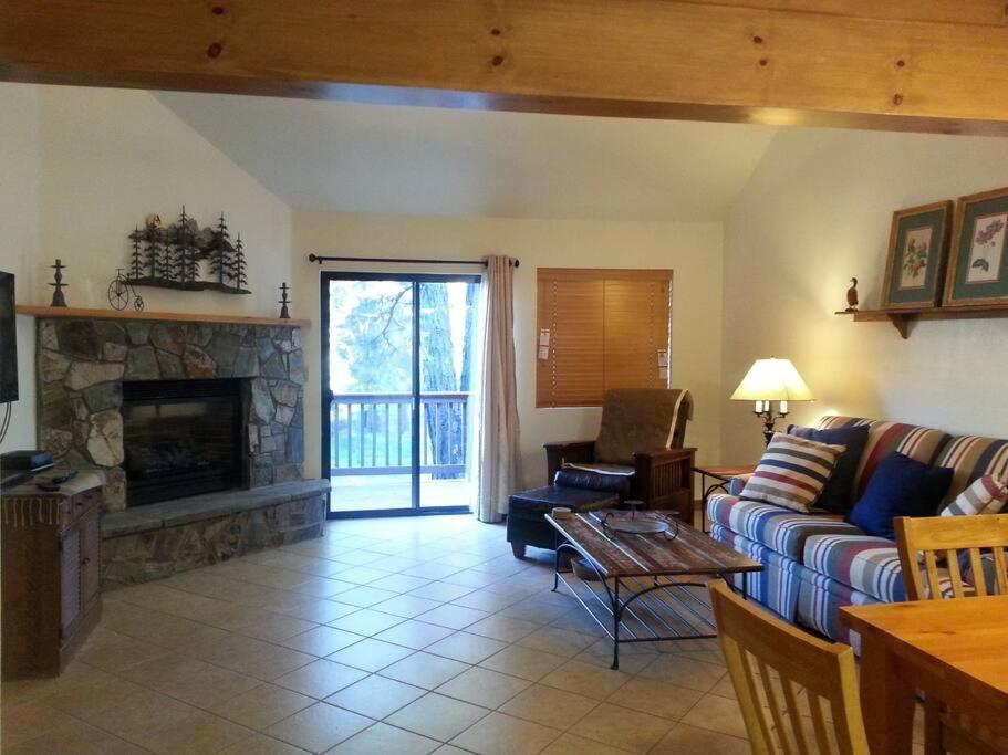 Cozy Flagstaff Home In Cool Pines - Country Club Zewnętrze zdjęcie